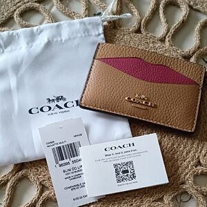 Coach Tan and Pink Lip Card Holder With Dust Bag NWT